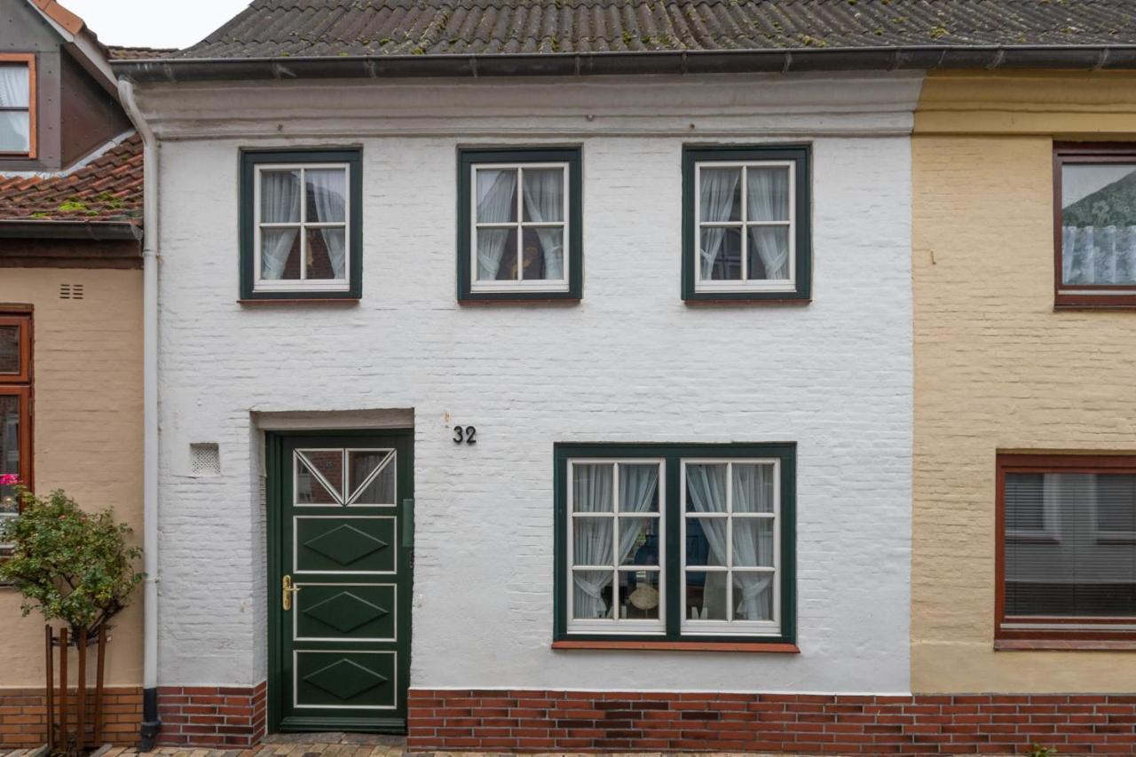 Dat Witte Huus Husum (Schleswig-Holstein) Exterior foto